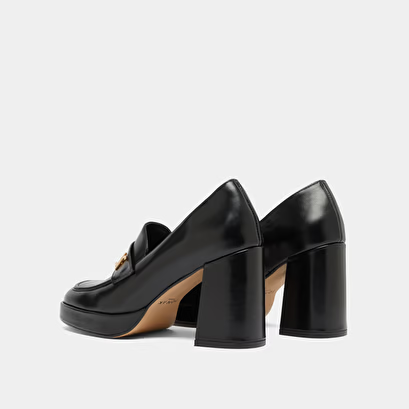 Mocassins avec monogramme