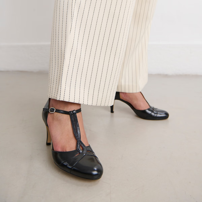 Salomés à talons et boucles ajustantes