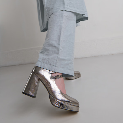 Babies à doubles brides et plateformes