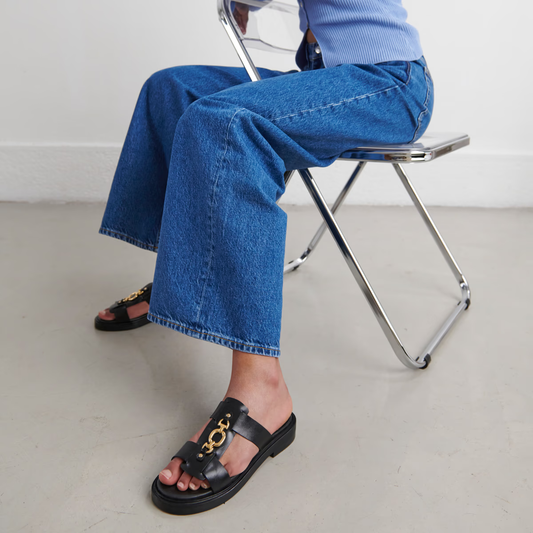 Mules à mors dorés