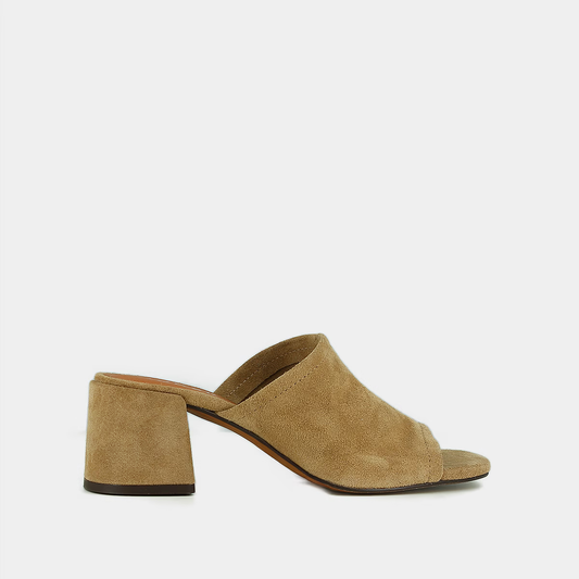 Mules à talons et bouts ouverts